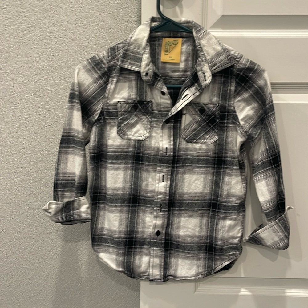 Plaid long sleeve button down